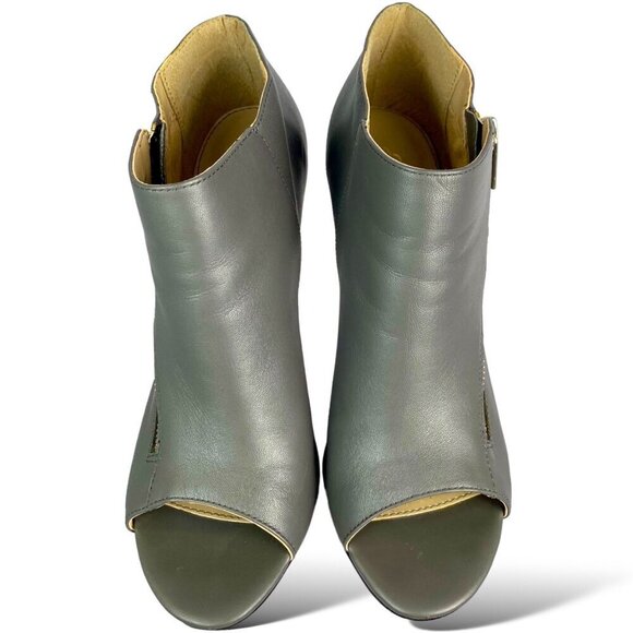 Isola Bootie Women's Sz 9M Grey Madras Leather Zip Up Peep Toe Heeled Ankle Boot - Picture 3 of 10